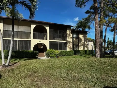 441 Pine Glen Lane Greenacres FL 33463
