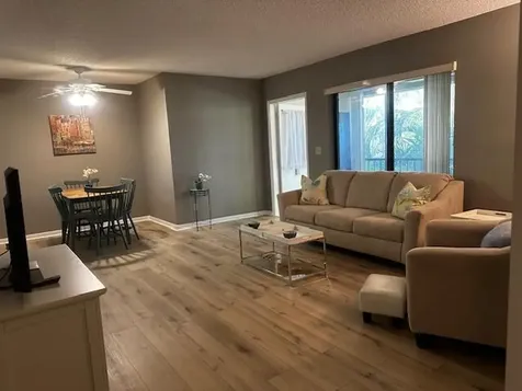 441 Pine Glen Lane Greenacres FL 33463