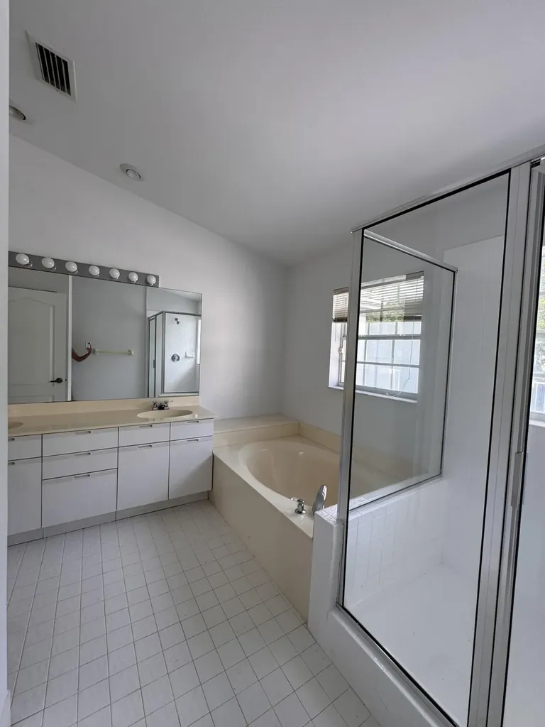 10291 N Andover Coach Lane Wellington FL 33449