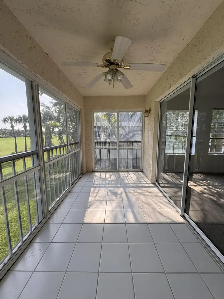 10291 N Andover Coach Lane Wellington FL 33449