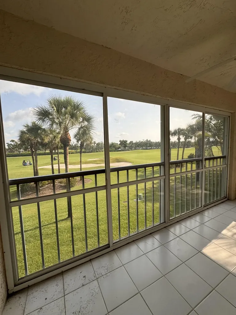 10291 N Andover Coach Lane Wellington FL 33449