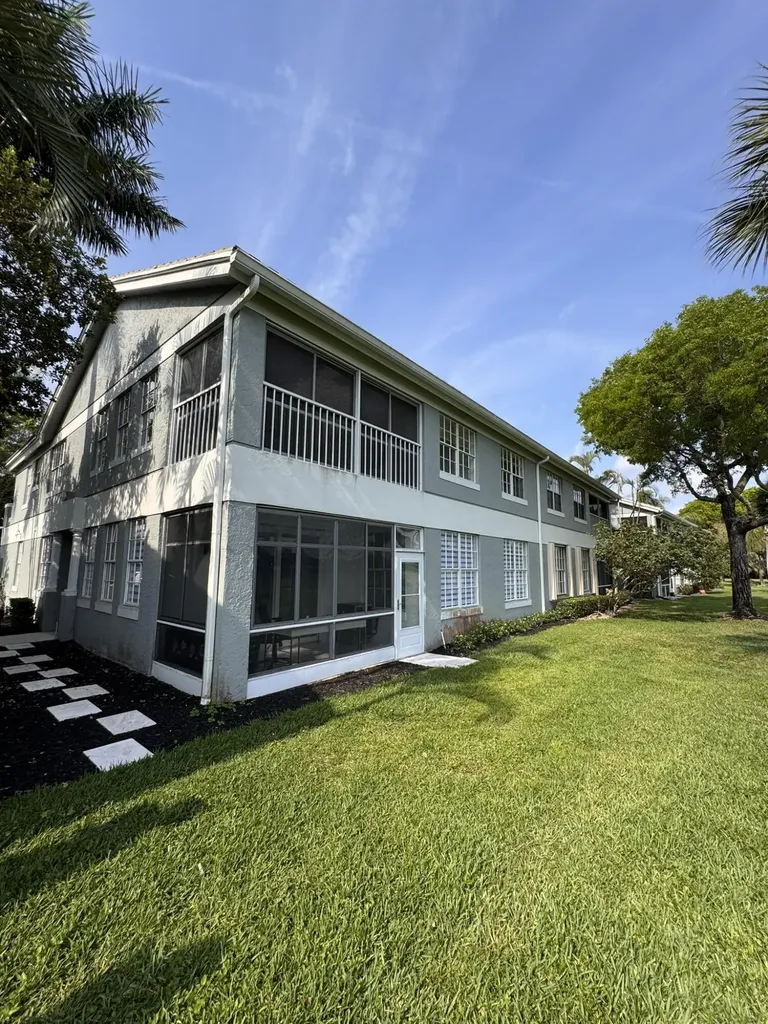 10291 N Andover Coach Lane Wellington FL 33449