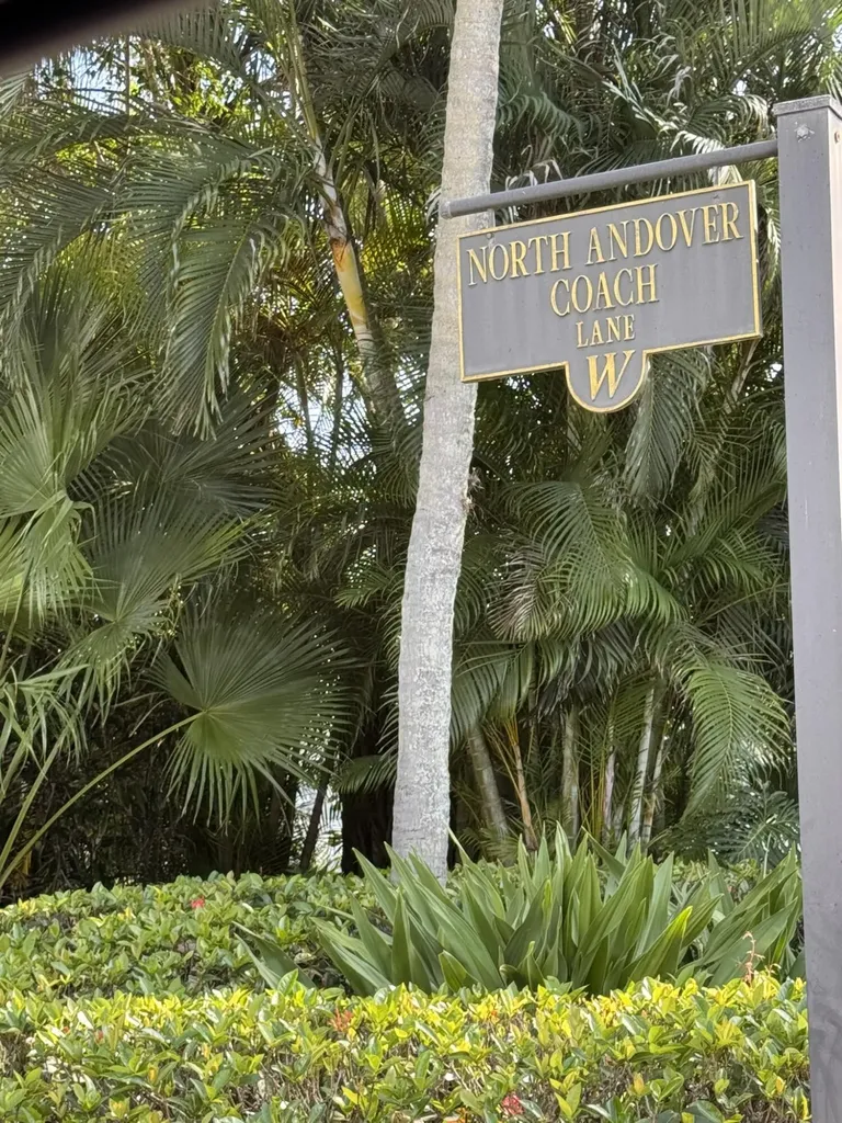 10291 N Andover Coach Lane Wellington FL 33449