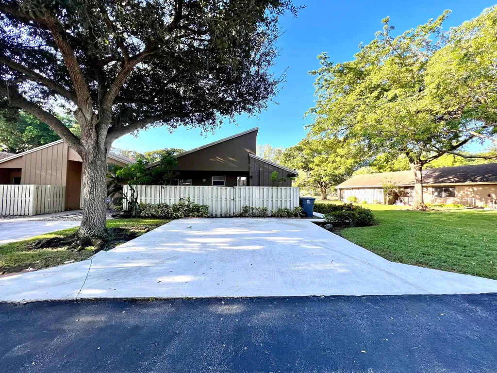 22303 Misty Woods Way Boca Raton FL 33428