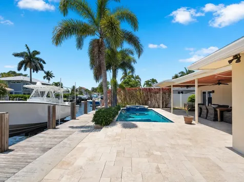 330 SE 10th Street Pompano Beach FL 33060