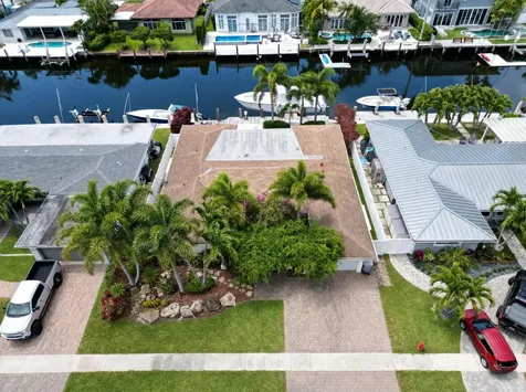 330 SE 10th Street Pompano Beach FL 33060
