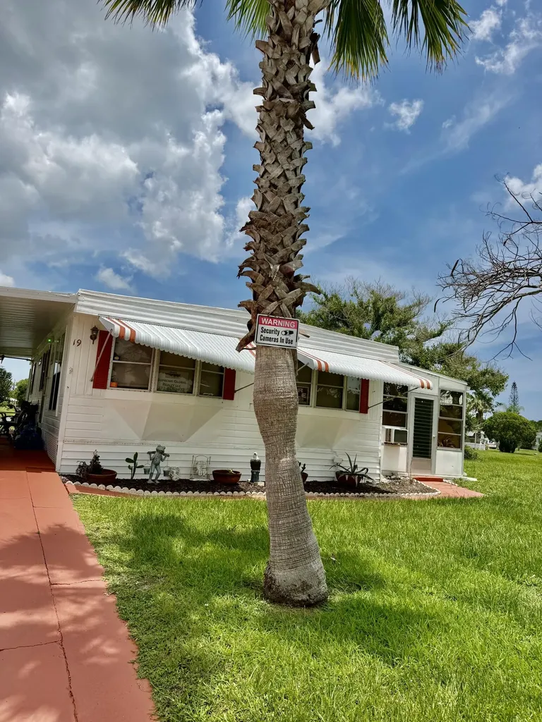 19 Rio Verde Way Port St Lucie FL 34952