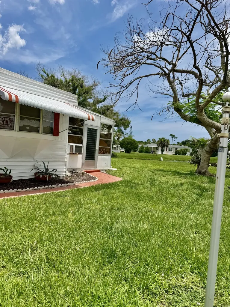 19 Rio Verde Way Port St Lucie FL 34952