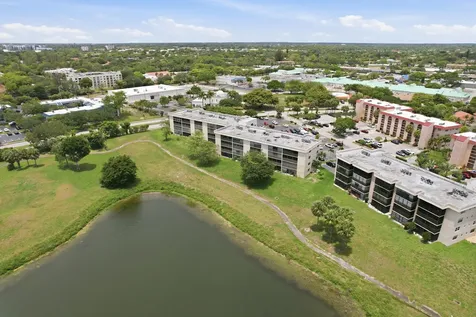 3231 Holiday Springs Boulevard Margate FL 33063
