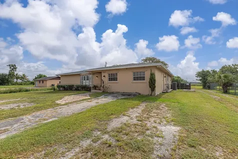 1009 NE 18th Street Belle Glade FL 33430