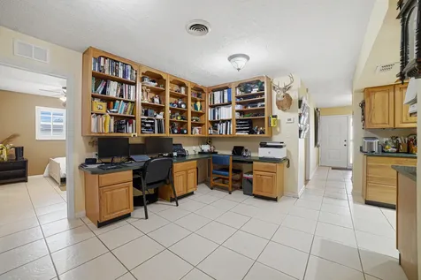 1009 NE 18th Street Belle Glade FL 33430