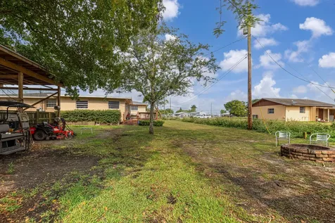 1009 NE 18th Street Belle Glade FL 33430