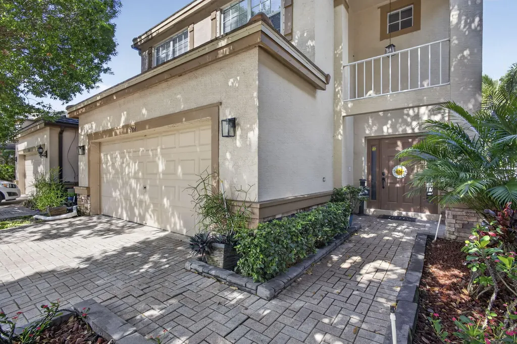 5953 Asturian Trail Lake Worth FL 33449