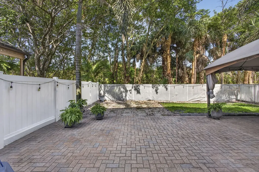 5953 Asturian Trail Lake Worth FL 33449
