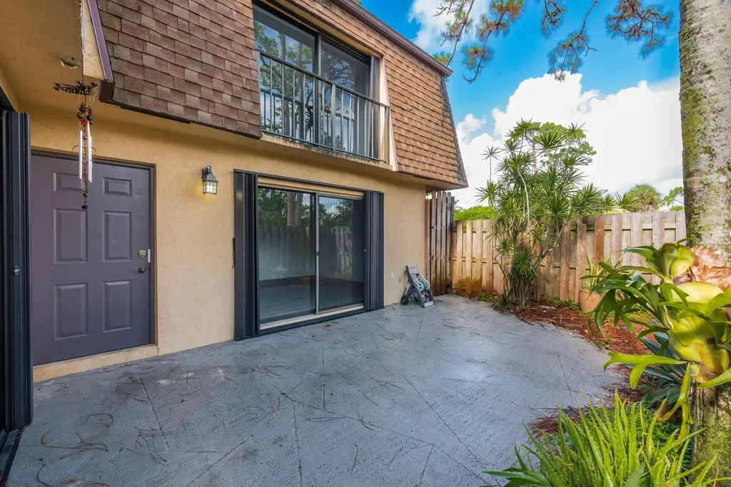 471 Kirk Road West Palm Beach FL 33406