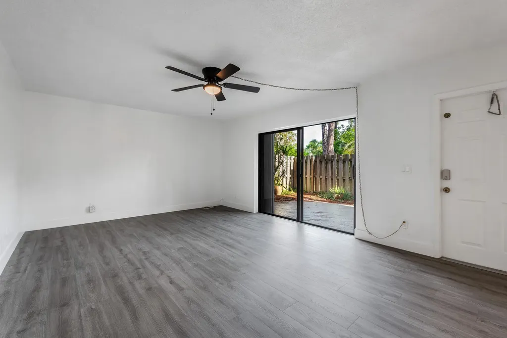 471 Kirk Road West Palm Beach FL 33406