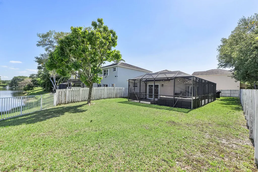 9800 NW 9th Court Plantation FL 33324