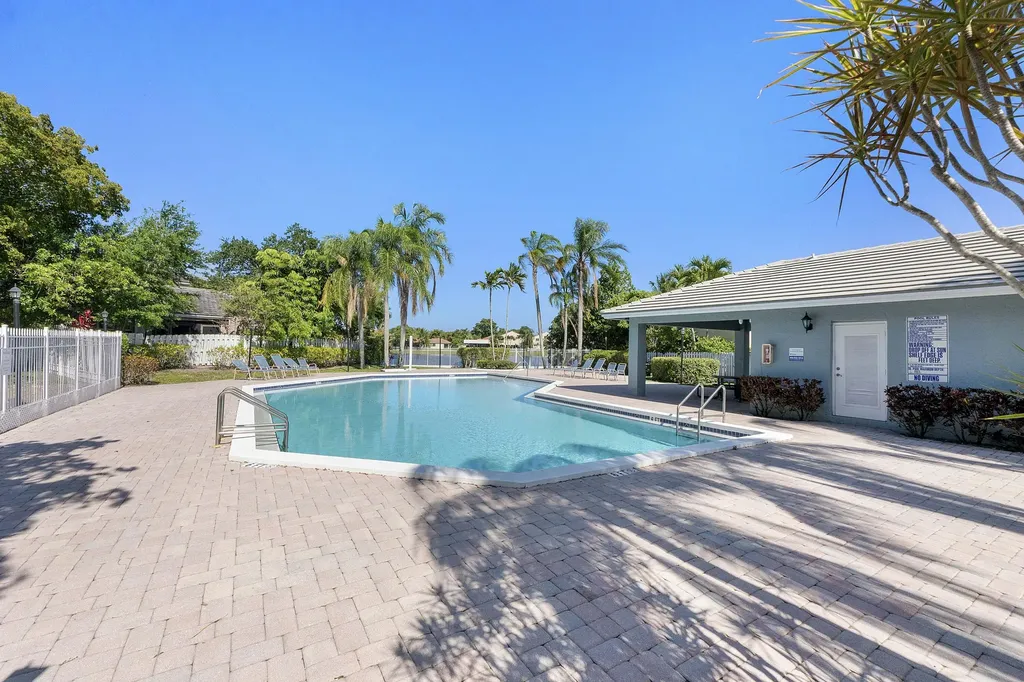 9800 NW 9th Court Plantation FL 33324
