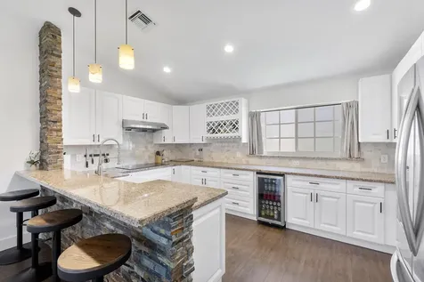 9800 NW 9th Court Plantation FL 33324
