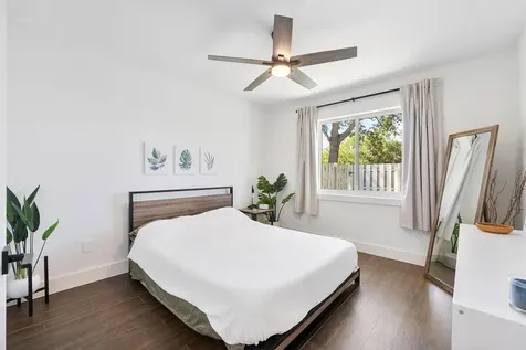 9800 NW 9th Court Plantation FL 33324