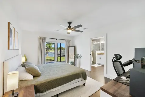 9800 NW 9th Court Plantation FL 33324
