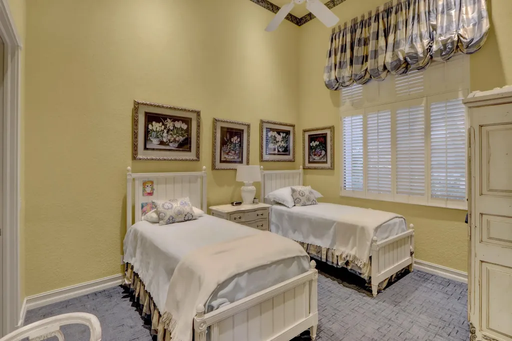 3799 Coventry Lane Boca Raton FL 33496