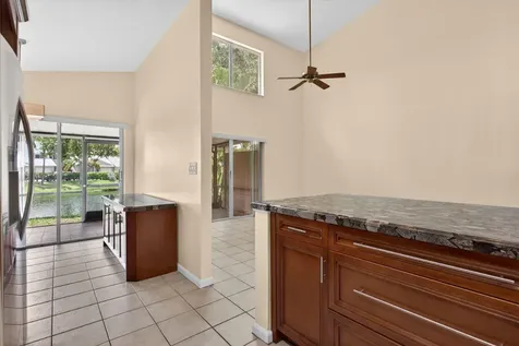 7364 Pinewalk Drive S Margate FL 33063