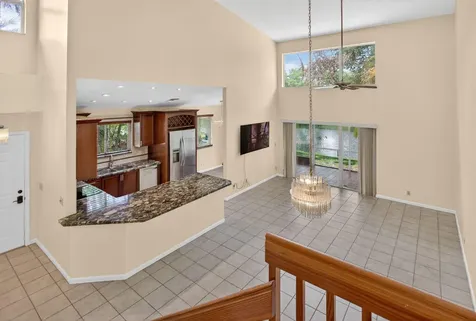 7364 Pinewalk Drive S Margate FL 33063