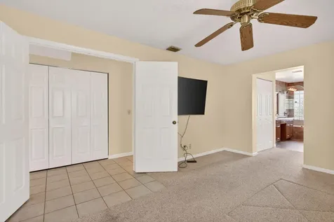 7364 Pinewalk Drive S Margate FL 33063