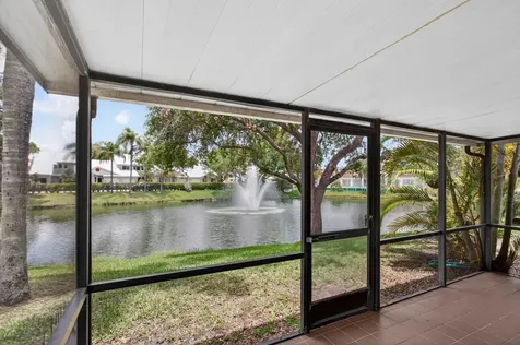 7364 Pinewalk Drive S Margate FL 33063