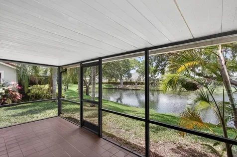 7364 Pinewalk Drive S Margate FL 33063