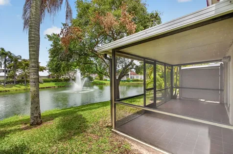 7364 Pinewalk Drive S Margate FL 33063