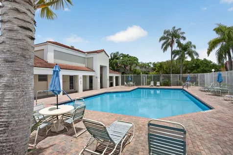 7364 Pinewalk Drive S Margate FL 33063