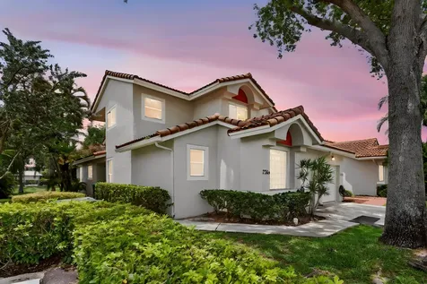 7364 Pinewalk Drive S Margate FL 33063