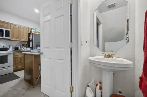 3720 Oleander Terrace Riviera Beach FL 33404