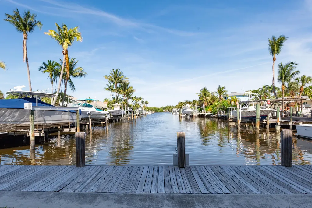 1200 S Federal Highway Boynton Beach FL 33435