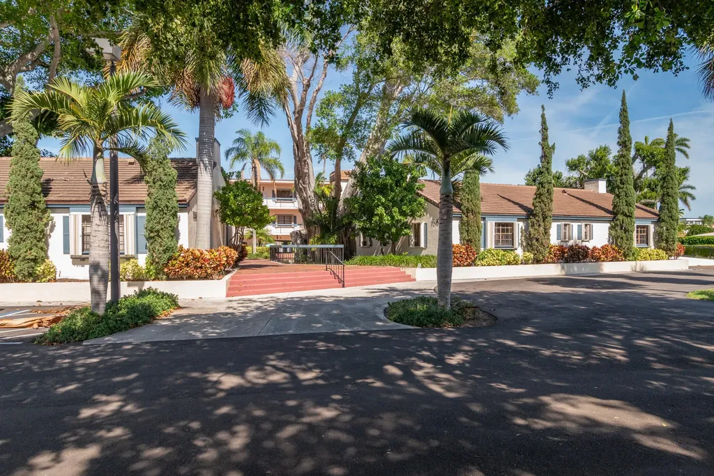 1200 S Federal Highway Boynton Beach FL 33435