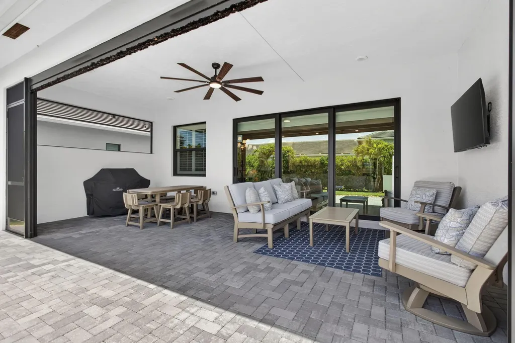 15830 Key Biscayne Lane Westlake FL 33470