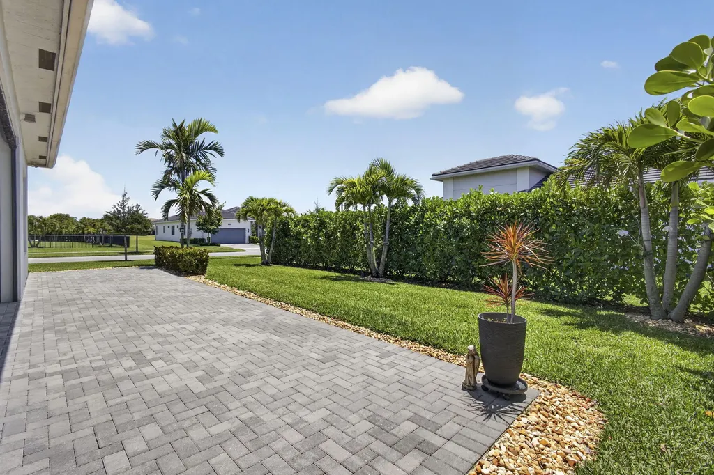 15830 Key Biscayne Lane Westlake FL 33470