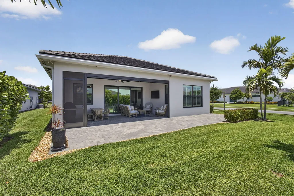 15830 Key Biscayne Lane Westlake FL 33470
