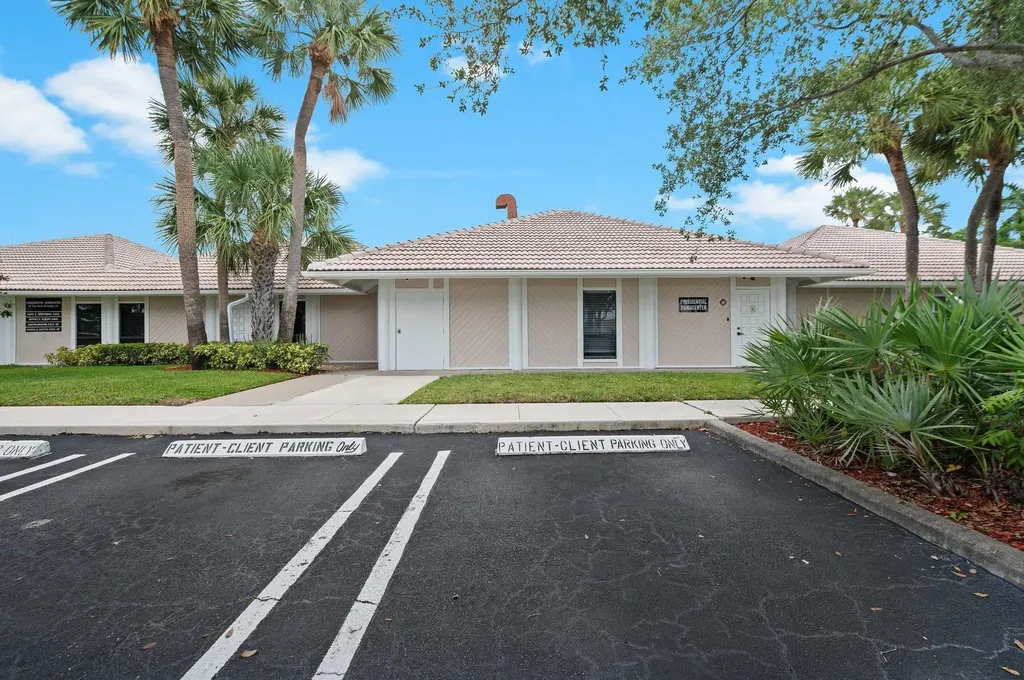1501 Presidential Way West Palm Beach FL