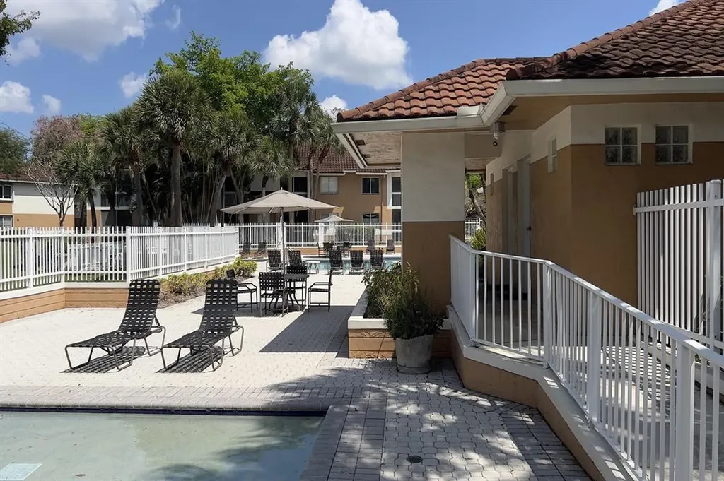 720 NW 91st Terrace Plantation FL 33324