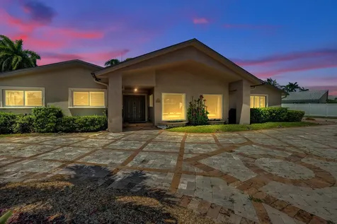 3001 NE 58th Street Fort Lauderdale FL 33308