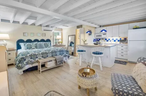 521 N Swinton Avenue Delray Beach FL 33444