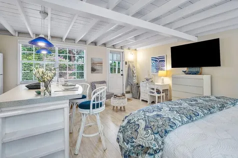 521 N Swinton Avenue Delray Beach FL 33444