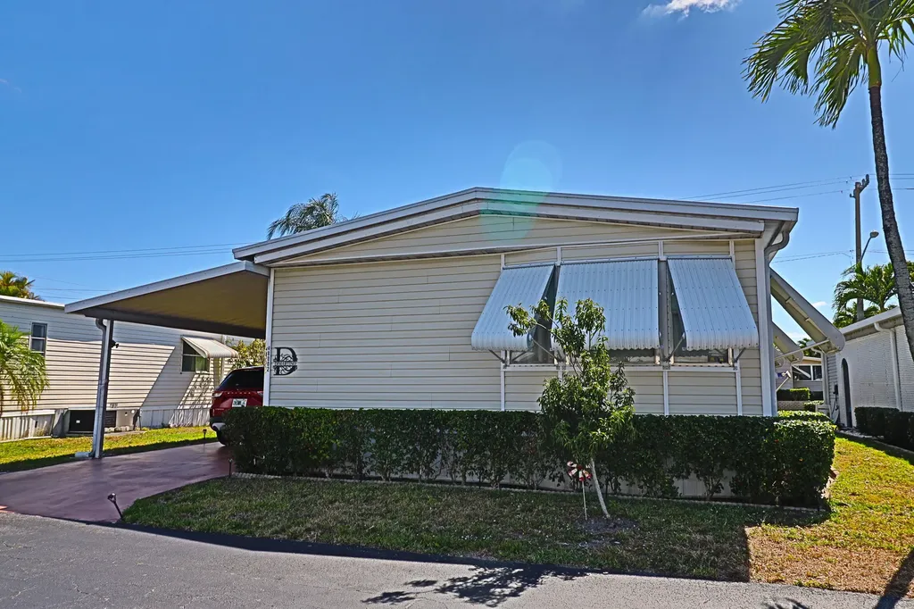 48002 Jaruco Bay Boynton Beach FL 33436