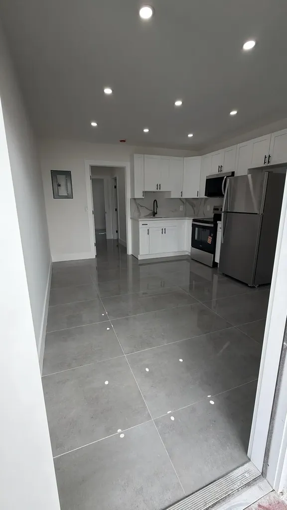 935 Jefferson Avenue Miami Beach FL 33139