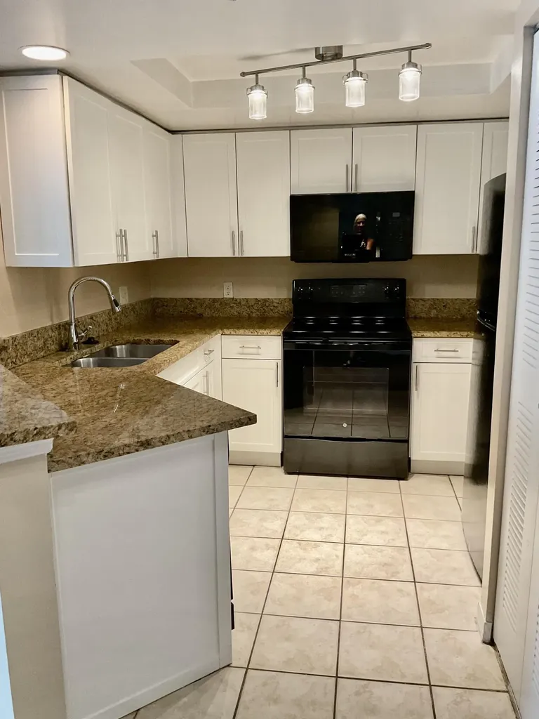 4191 N Haverhill Road West Palm Beach FL 33417