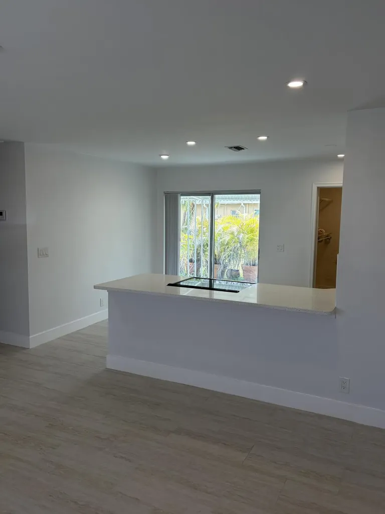 2812 Duke Lane Delray Beach FL 33445