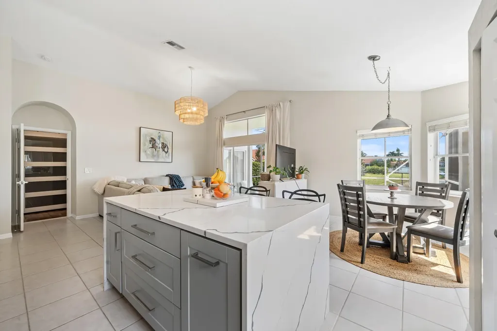 3817 Miramontes Circle Wellington FL 33414